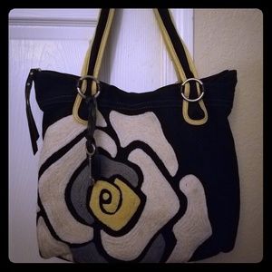 Fossil tote